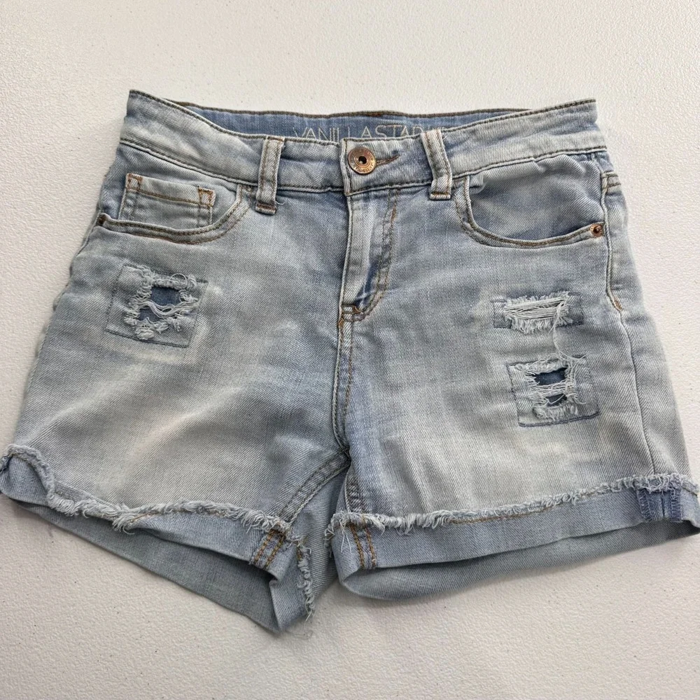 Distressed Light Blue Denim Shorts Vanilla Star Mid Rise Midi Length Jean Size 0